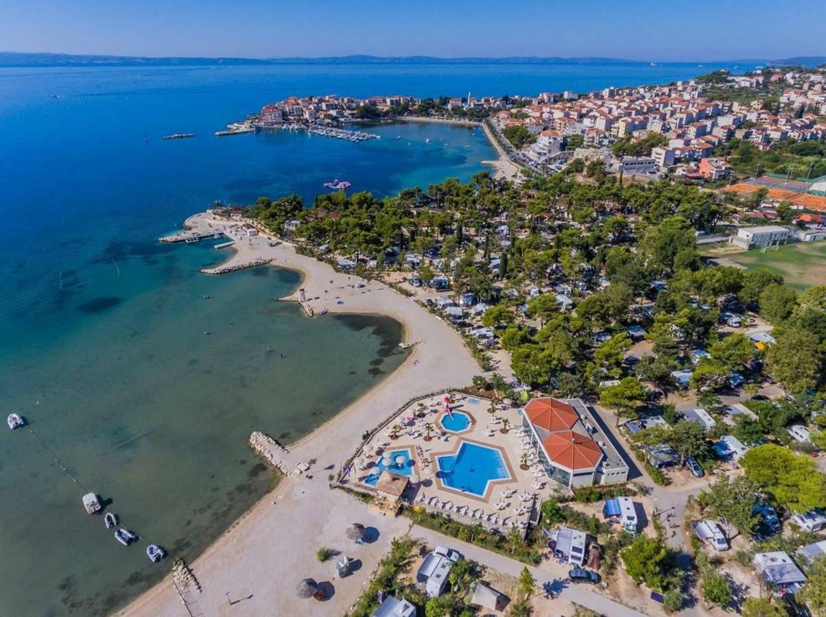 Apartment Gamma With Hydromassage Mini Pool Near Split Žrnovnica Kültér fotó